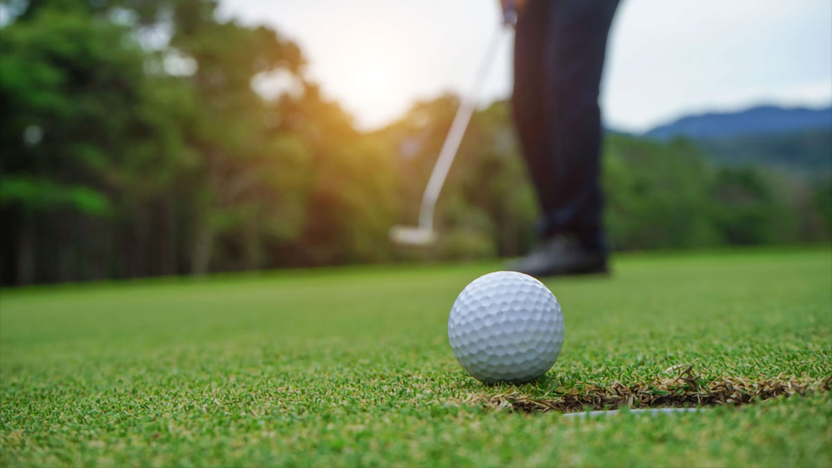 Golf a Idea Village